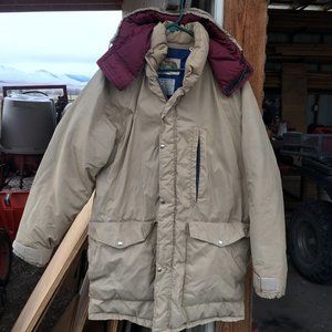 XL vintage North Face down jacket, tan quilted puffer parka coat, all weather